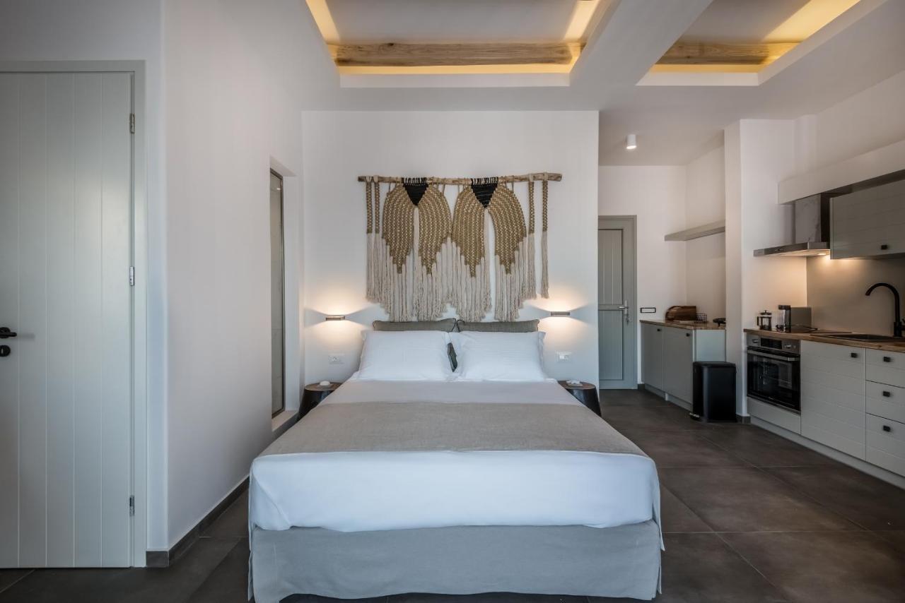 Vivere Luxury Suites Pera Gyalos Luaran gambar