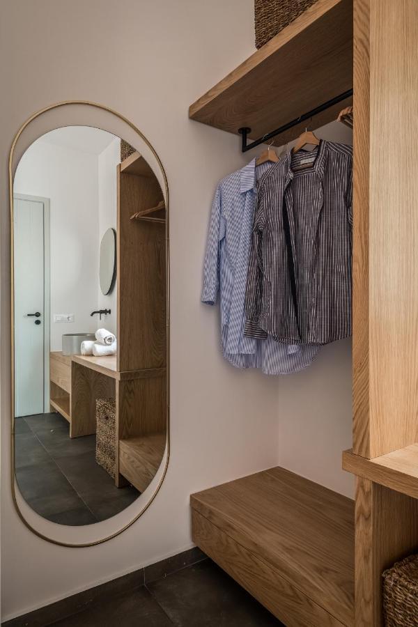 Vivere Luxury Suites Pera Gyalos Luaran gambar