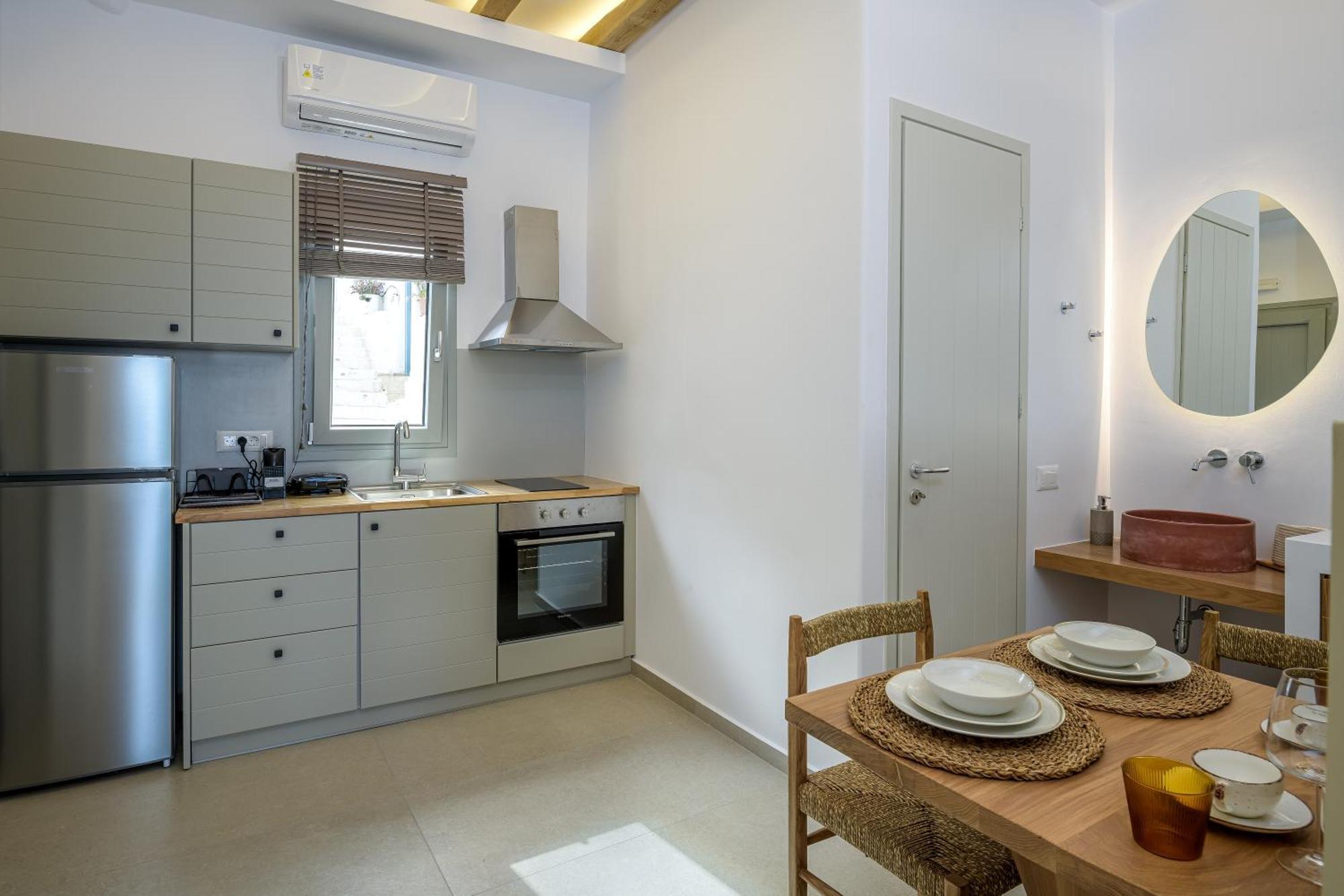 Vivere Luxury Suites Pera Gyalos Luaran gambar